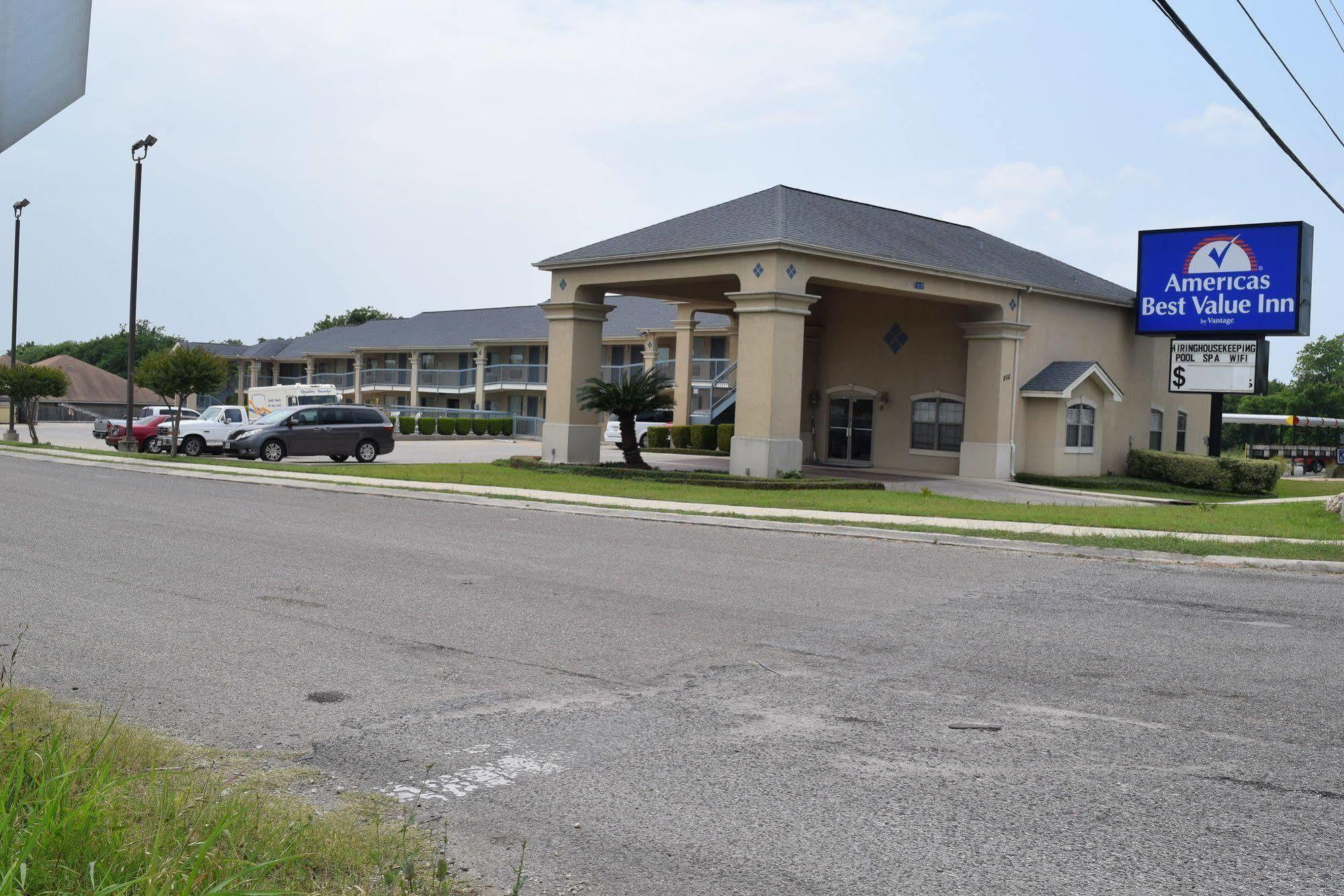 Travelodge By Wyndham New Braunfels Extérieur photo